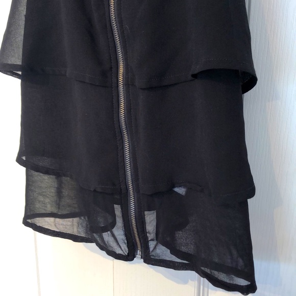 Material Girl Blouse - Size M - Picture 3 of 4